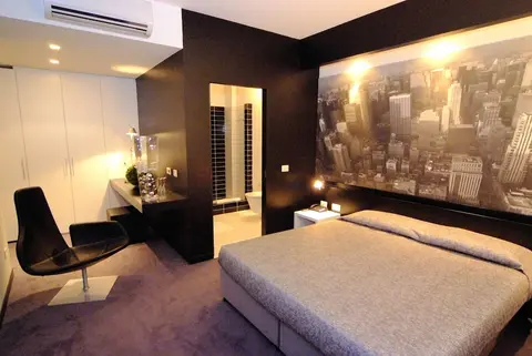 Design Suite Tirano, Room