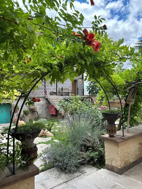 Mozaik Otel, Garden
