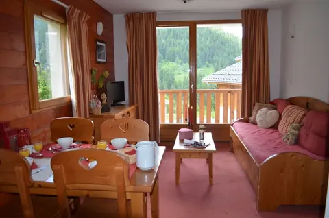 Vacancéole - Les Chalets de la Ramoure, Living area