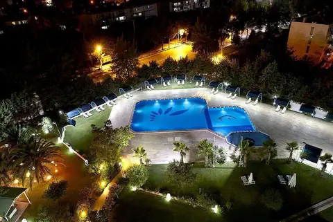 Hotel Buyuk Saruhan, Outdoor pool