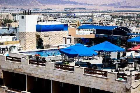 Mass Paradise Hotel, 