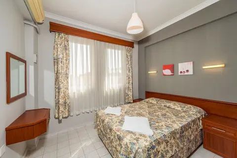 The S Apart & Suites Hotel, Room