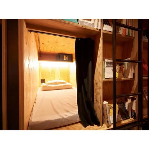 Book & Bed Tokyo Shinjuku - Hostel, Room