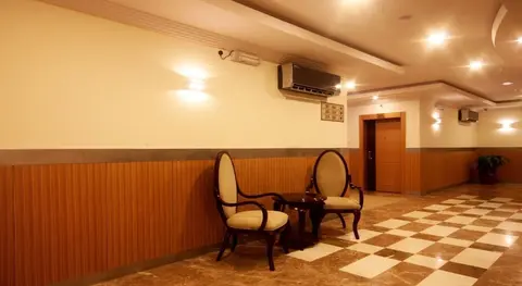 Taraf Yanbu 2, Lobby