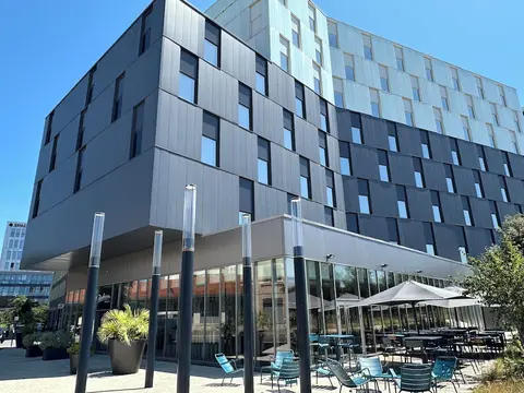 Radisson Hotel Bordeaux Saint Jean, Exterior
