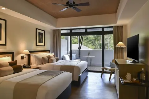Seda Lio, Room