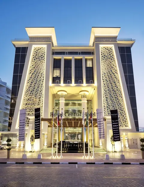 Royal Central Hotel and Resort – The Palm, Property entrance
