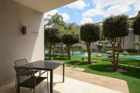 Dusit Thani LakeView Cairo, Room