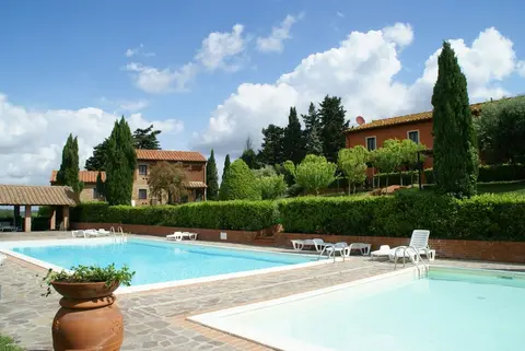 Castellare di Tonda Resort & Spa, Outdoor pool