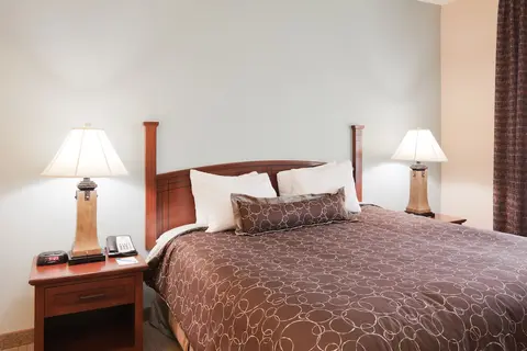 Staybridge Suites Lafayette by IHG, Room