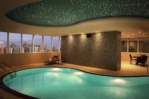 Cristal Hotel Abu Dhabi, Pool