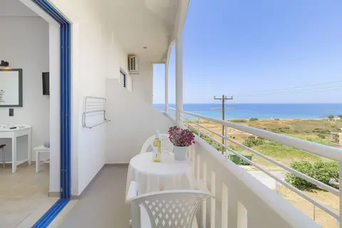 Alexis Hotel, Room