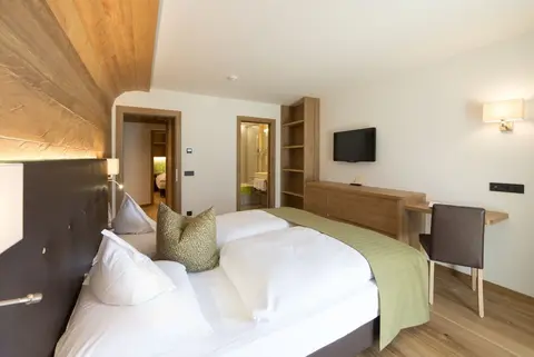 Grien, Room