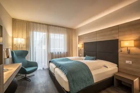 Ideal Park, Room