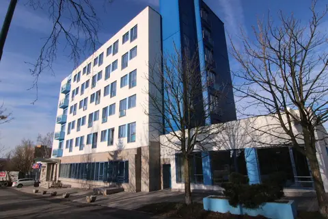 Hotel Marttel, Front of property