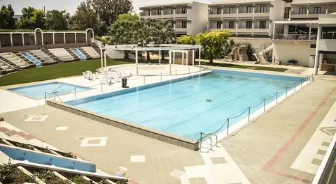 D'Aragona Lifestyle Hotel, Outdoor pool