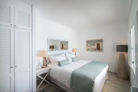 Aqua Luxury Suites, Room