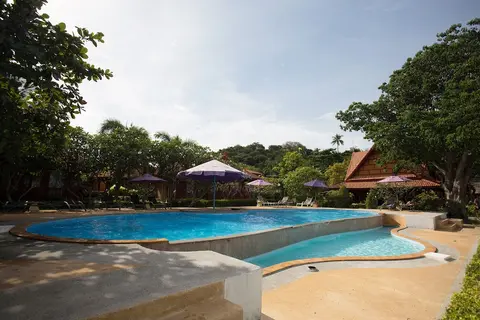 P. P. Erawan Palms Resort, Pool