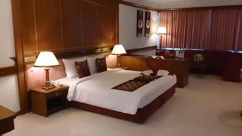 Camelot Hotel Pattaya, Room