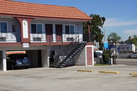 Beach Inn Motel, Exterior