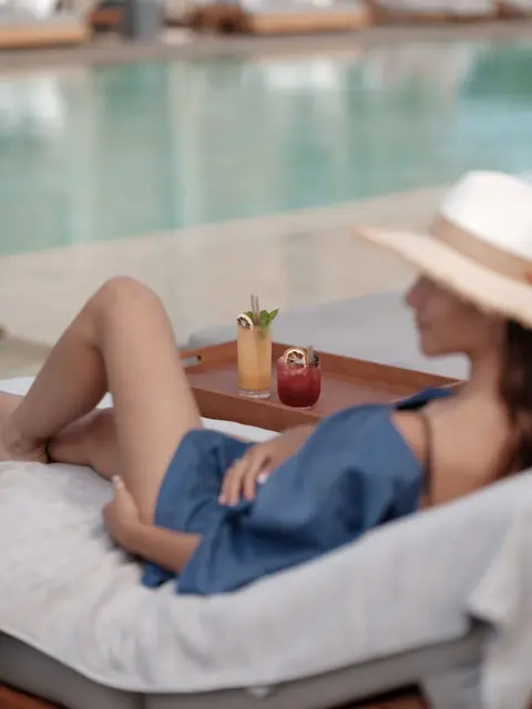 OKU Ibiza, Pool
