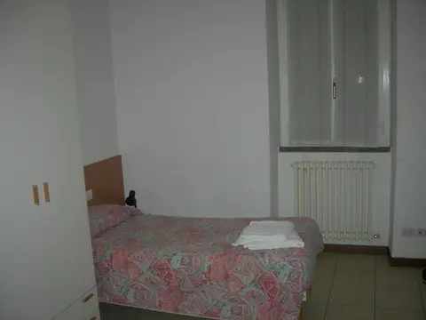 Sirena, Room