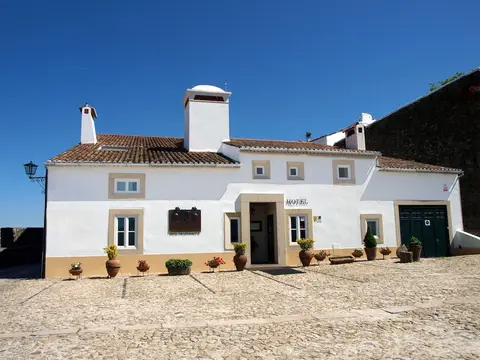 Hotel Dom Manuel, Front of property