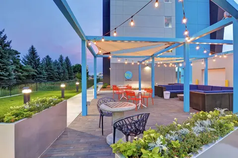 Tru by Hilton Idaho Falls, Terrace/patio
