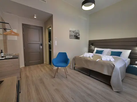 EA Hotel New Town, Room