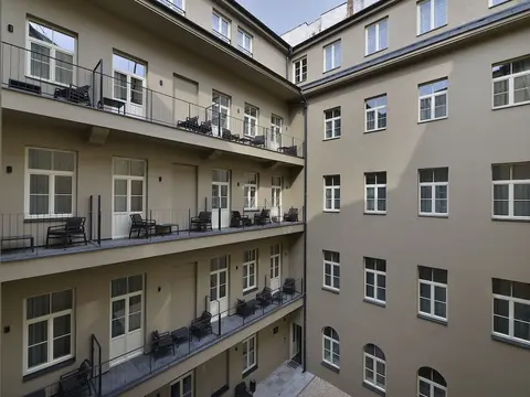 EA Hotel New Town, Room