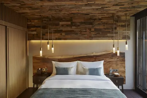Nirjhara, Room