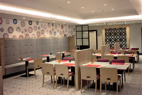 Park Inn by Radisson Makkah Aziziyah, Restaurant
