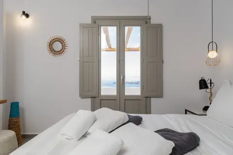 Symphony Suites, Room