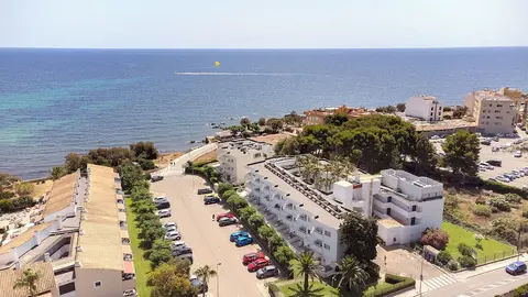 Hipotels Apartamentos Cala Bona, Front of property