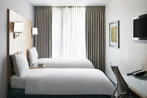 Club Quarters Hotel, World Trade Center, Room