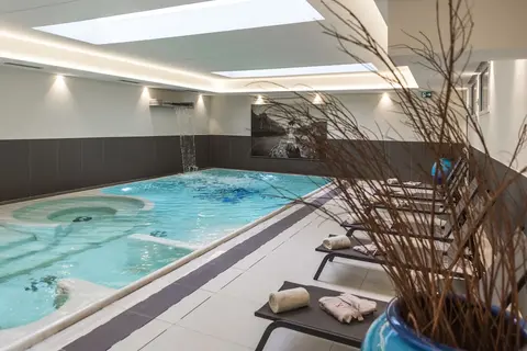 Villa Italia Luxury Suites and Apartments, Indoor pool