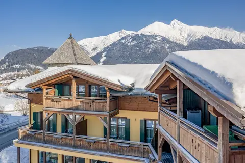 Torri di Seefeld, Front of property