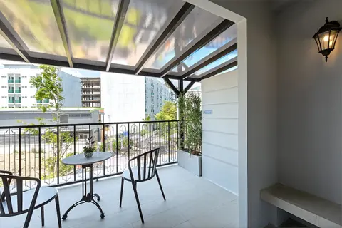 Sawaddi Patong Resort & Spa by Tolani, Room