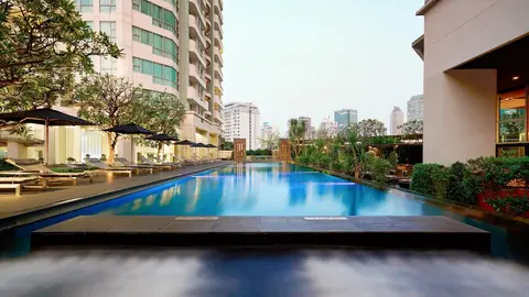 JC Kevin Sathorn Bangkok Hotel, Outdoor pool