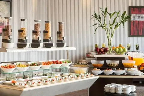 Sunday Business Avenue Formerly Rand Hotel, Dining