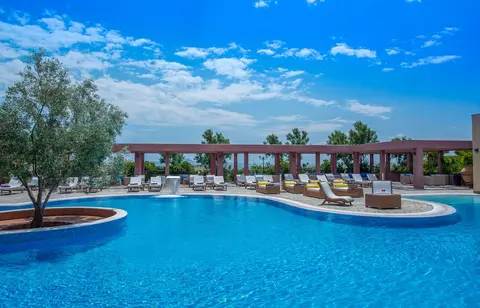 Varos Village Boutique Hotel, Outdoor pool