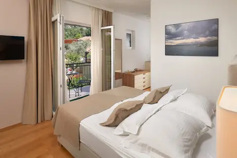 Hotel Fortuna, Room