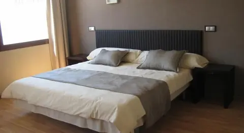 Hotel Dinastía, Room