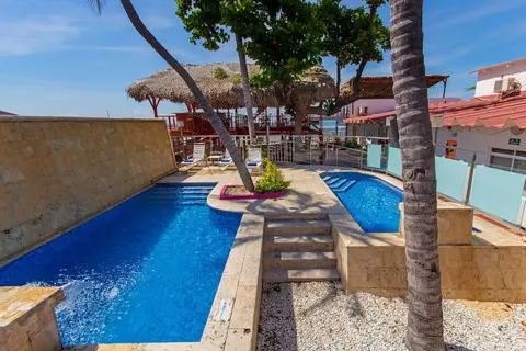 TAMA Hotel Santa Marta, Outdoor pool