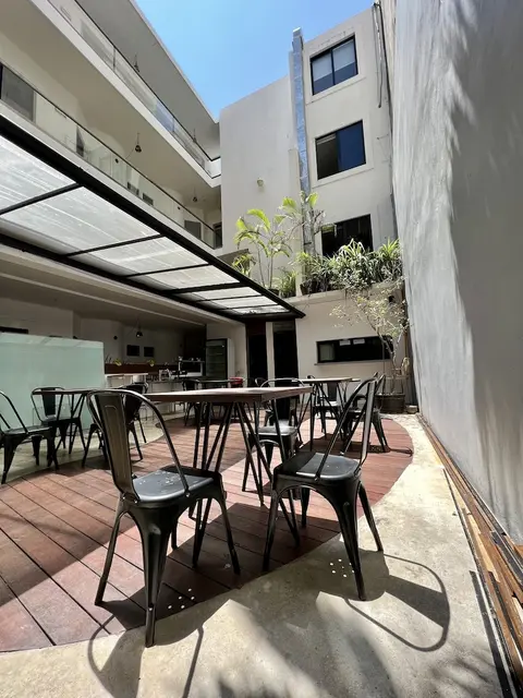 Aruma Hotel, Restaurant