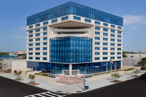 Vista LIC Hotel, BW Premier Collection, Exterior