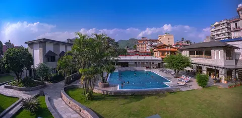 Hotel Barahi Pokhara, Pool