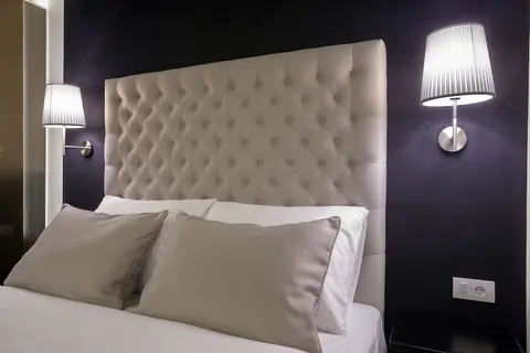 4Rooms 4U, Room