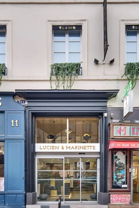 Hotel Lucien & Marinette, Front of property