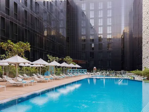 Grand Mercure Dubai City, Pool